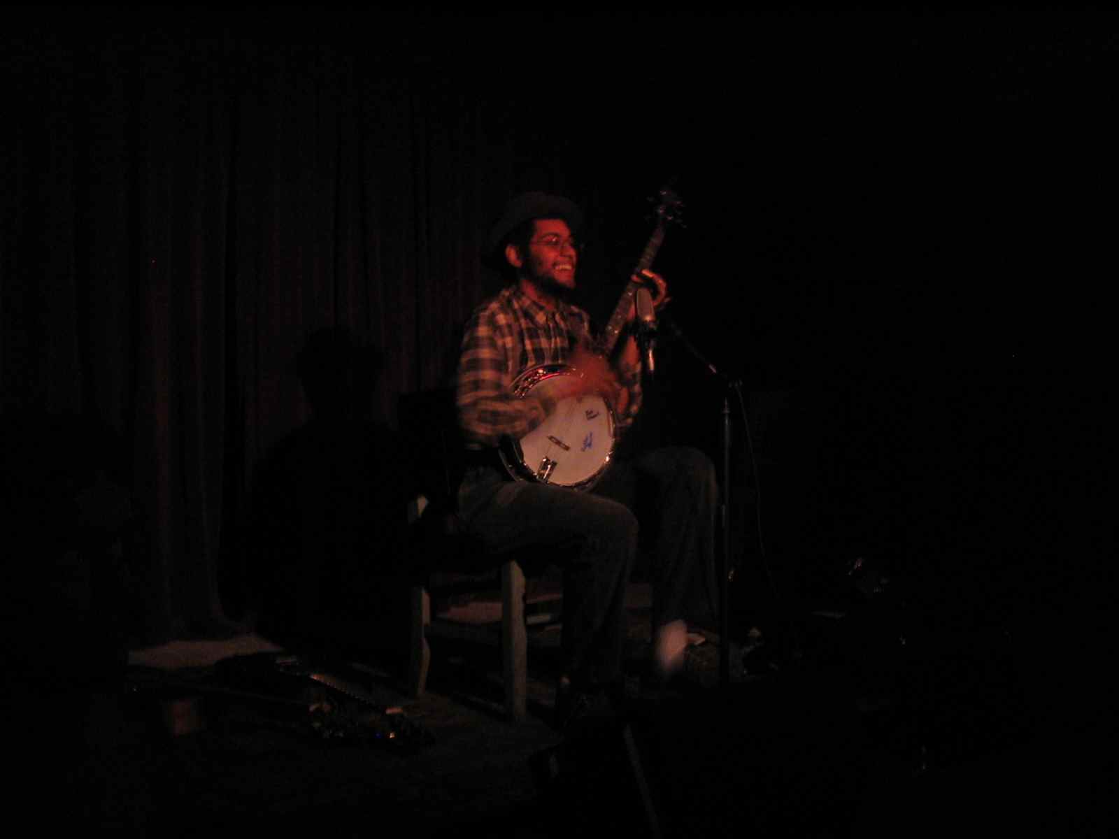 Dom Flemmons at Roots 'n' Ruckus Dom Flemmons at Roots 'n' Ruckus